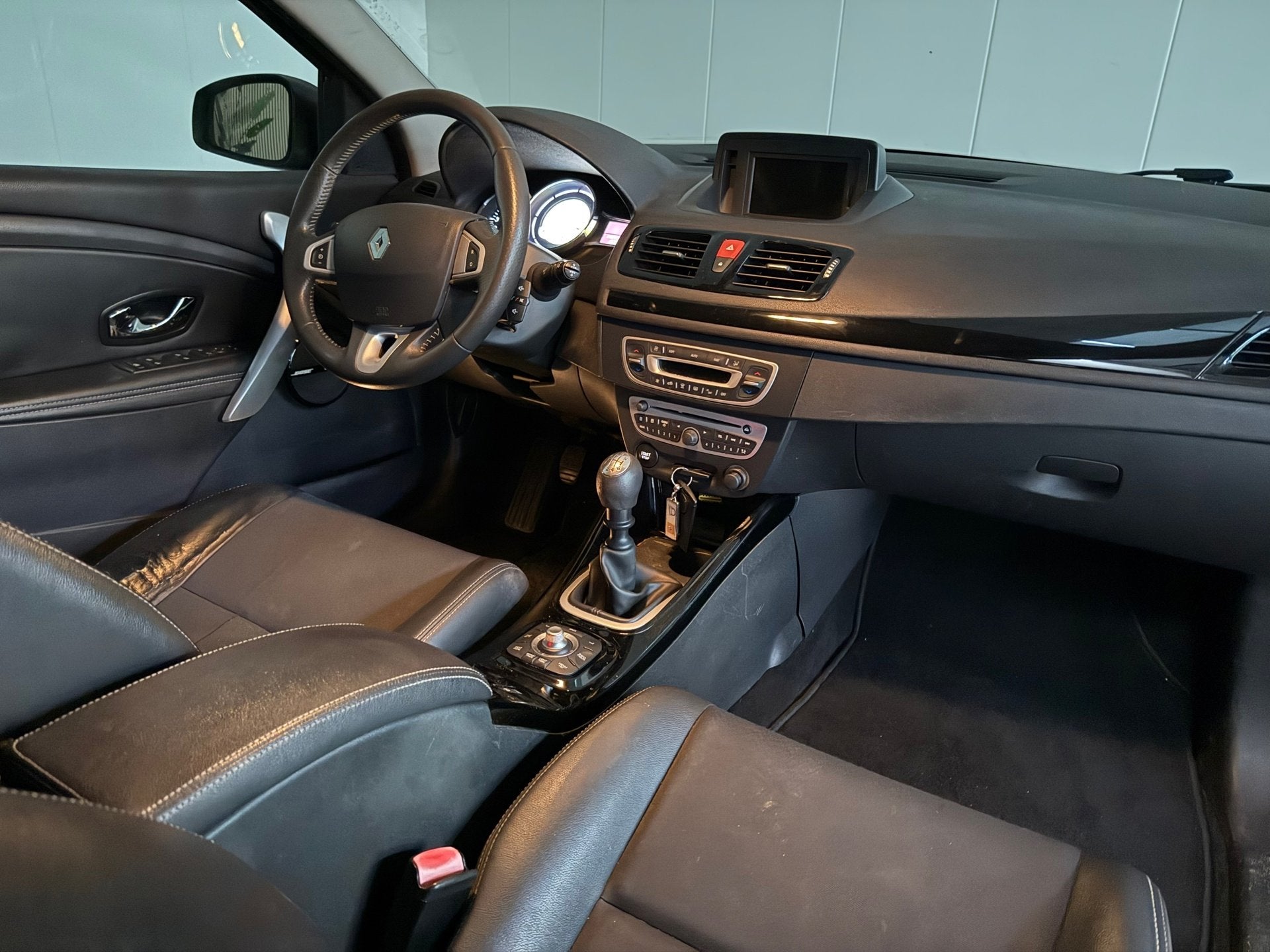 Renault Mégane Estate 1.4 TCe Bose Airco, Navigatie, LMV, Voorwielaandrijving, Euro 5, Gebruikt, 4 cilinders