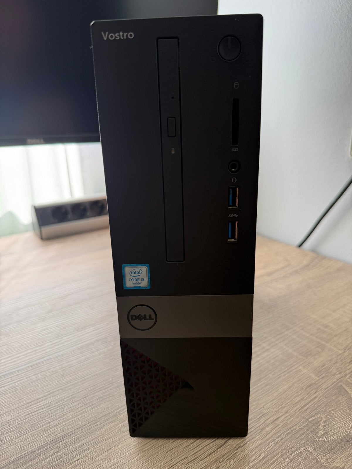 Dell Vostro 3250: i3-6100, 8GB RAM, 1TB HDD, Ubuntu linux, Ophalen, Gebruikt