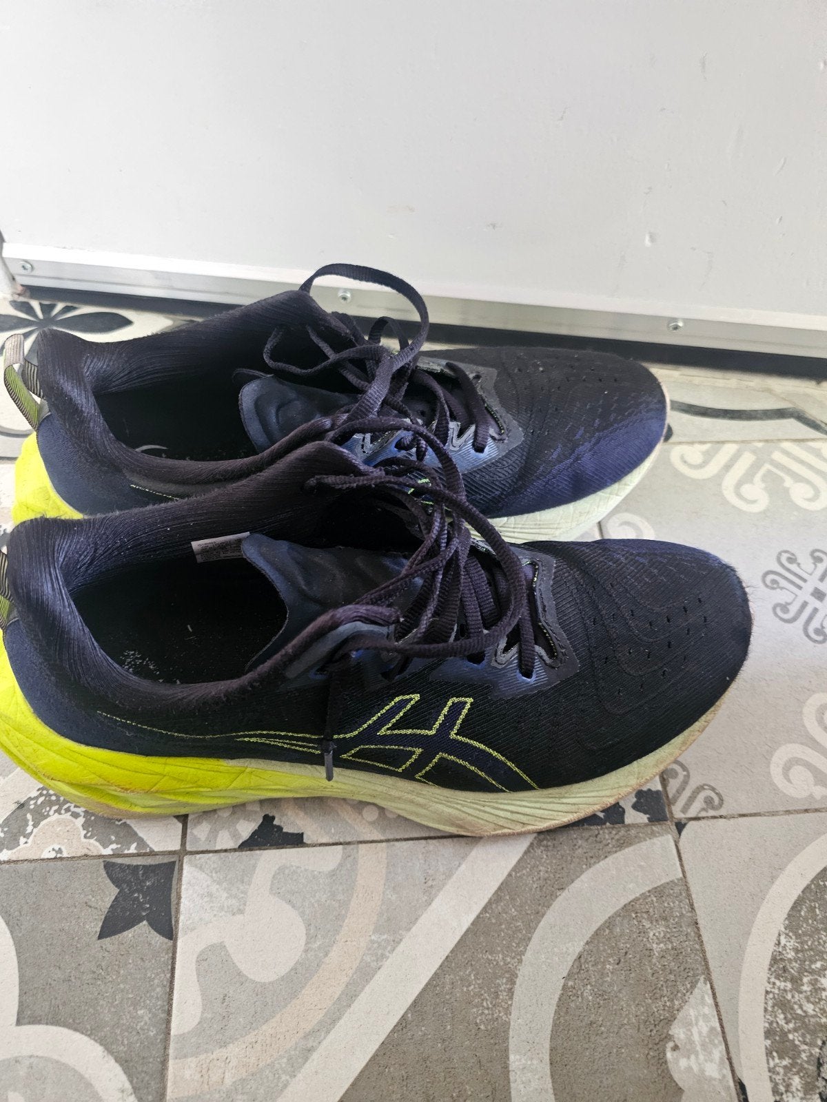 Asics hardloopschoenen maat 39 heren/jongens, Gebruikt, Hardloopschoenen, Ophalen of Verzenden, Hardlopen