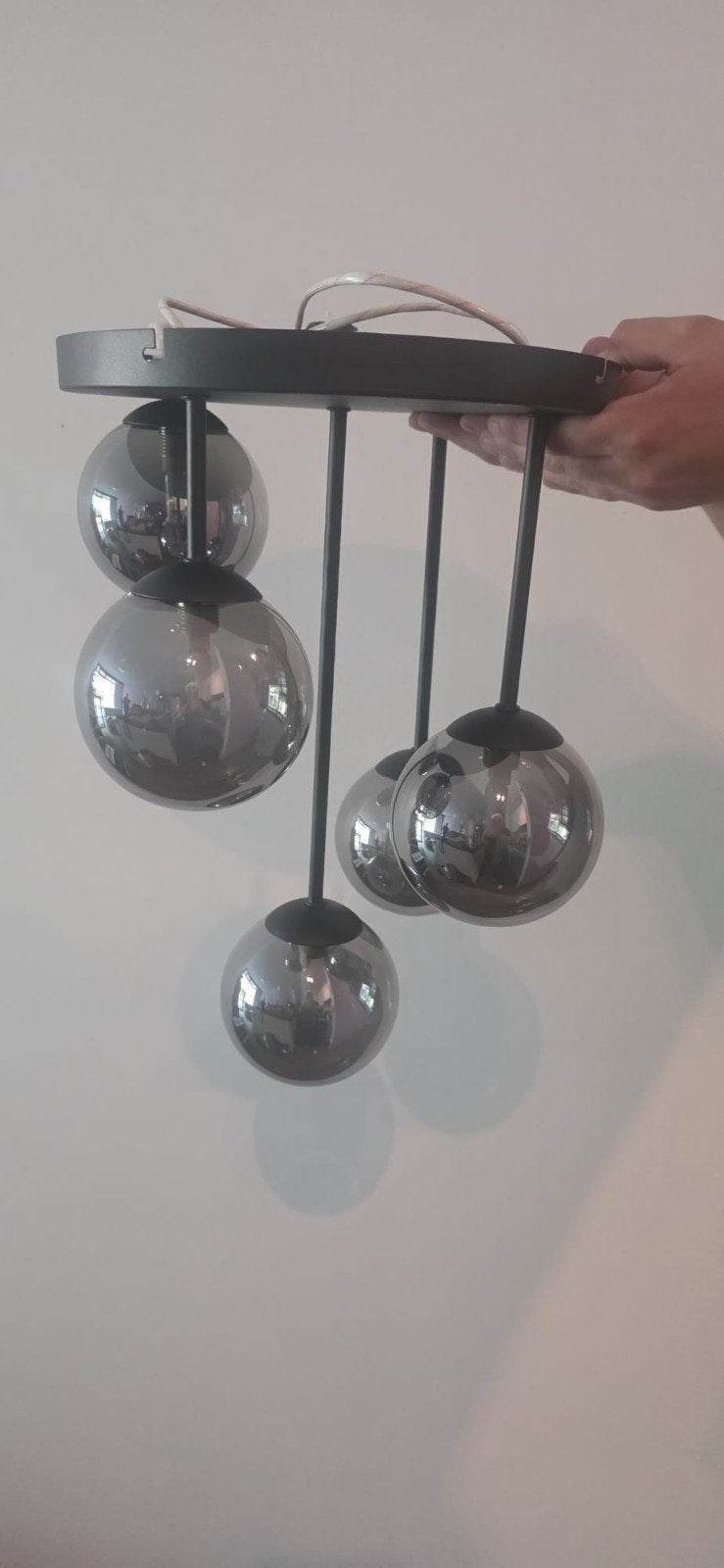 Moderne hanglamp met 5 rookglazen bollen, Ophalen, Gebruikt, Modern, Industrieel, E14 (klein)
