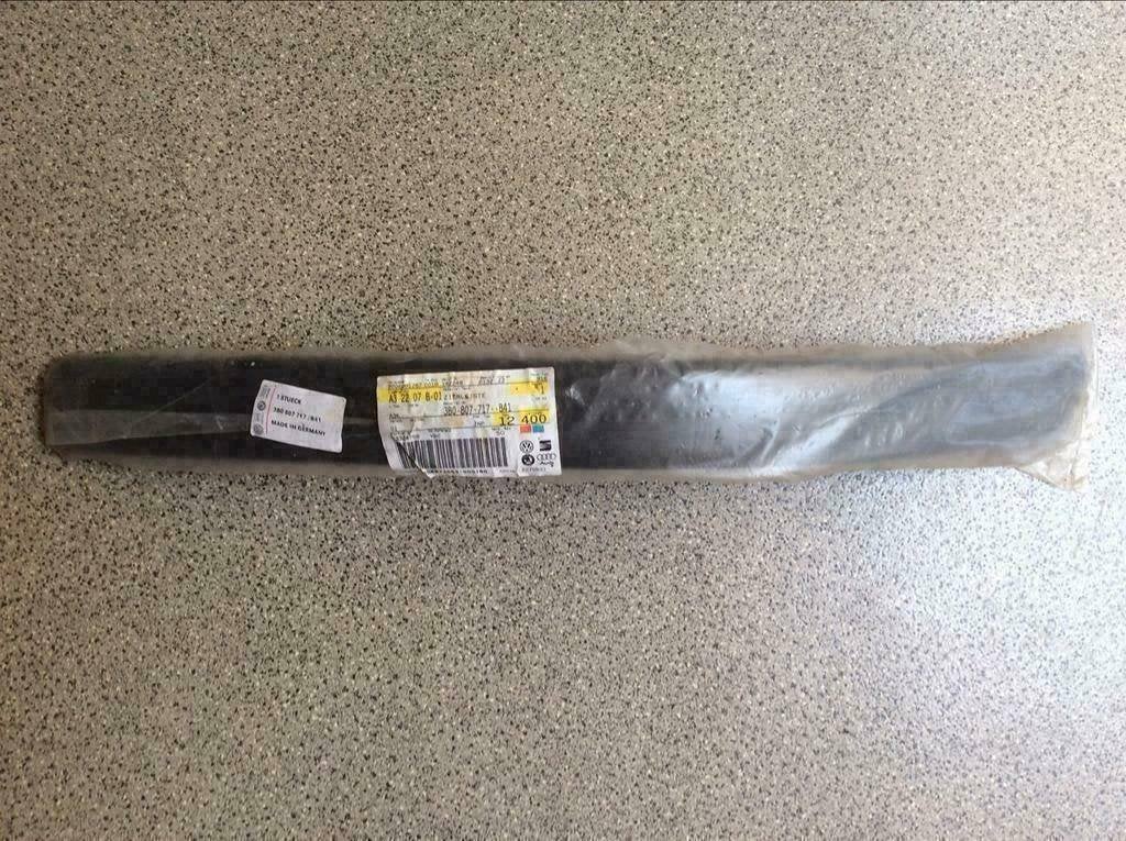 Bumper sierlijst (RV) VW Passat B5, OEM = 3BO 807 717 B41, Volkswagen, Nieuw, Ophalen of Verzenden, Bumper