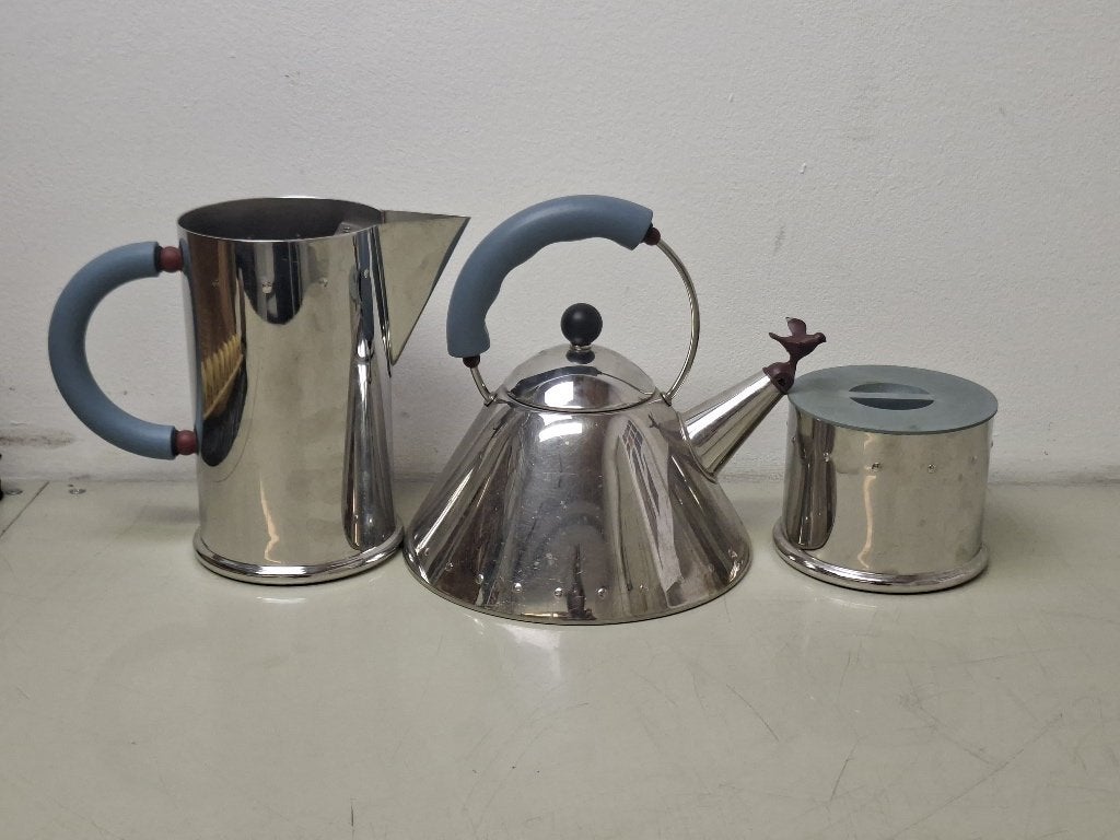 Alessi set – fluitketel met vogel, waterkan en voorraadbakje, Huis en Inrichting, Keuken | Keukenbenodigdheden, Theepot/fluitketel