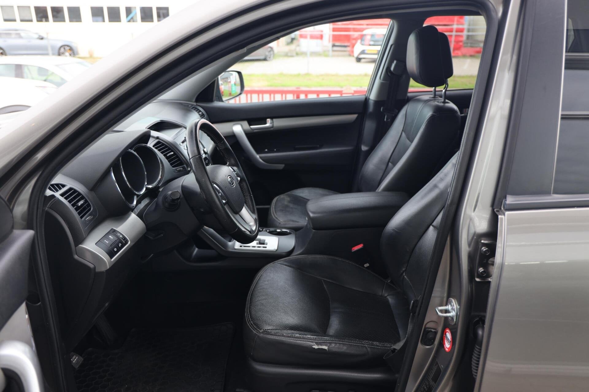 Kia Sorento 2.2 CRDi X-clusive 4WD|Trekhaak|Clima|Cruise|Ele, Auto's, Automaat, Euro 5, Gebruikt, Zwart