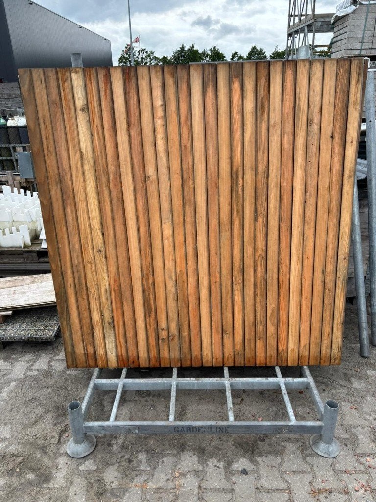Tuinscherm Larix 180x180 cm 30-planks (B-keus) - J&W 166