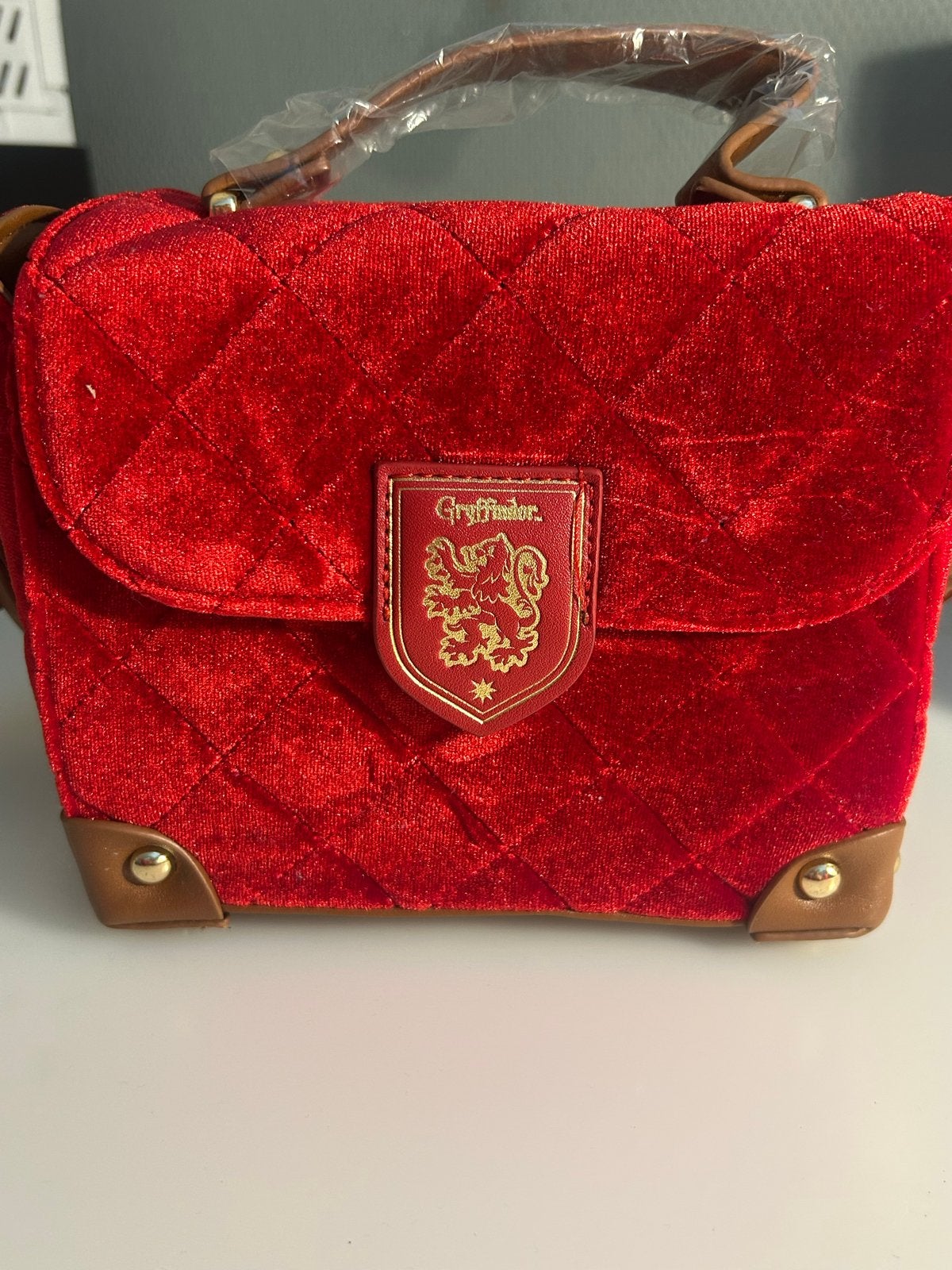 Harry Potter Gryffindor fluwelen tasje, Ophalen of Verzenden, Nieuw, Rood, Schoudertasje