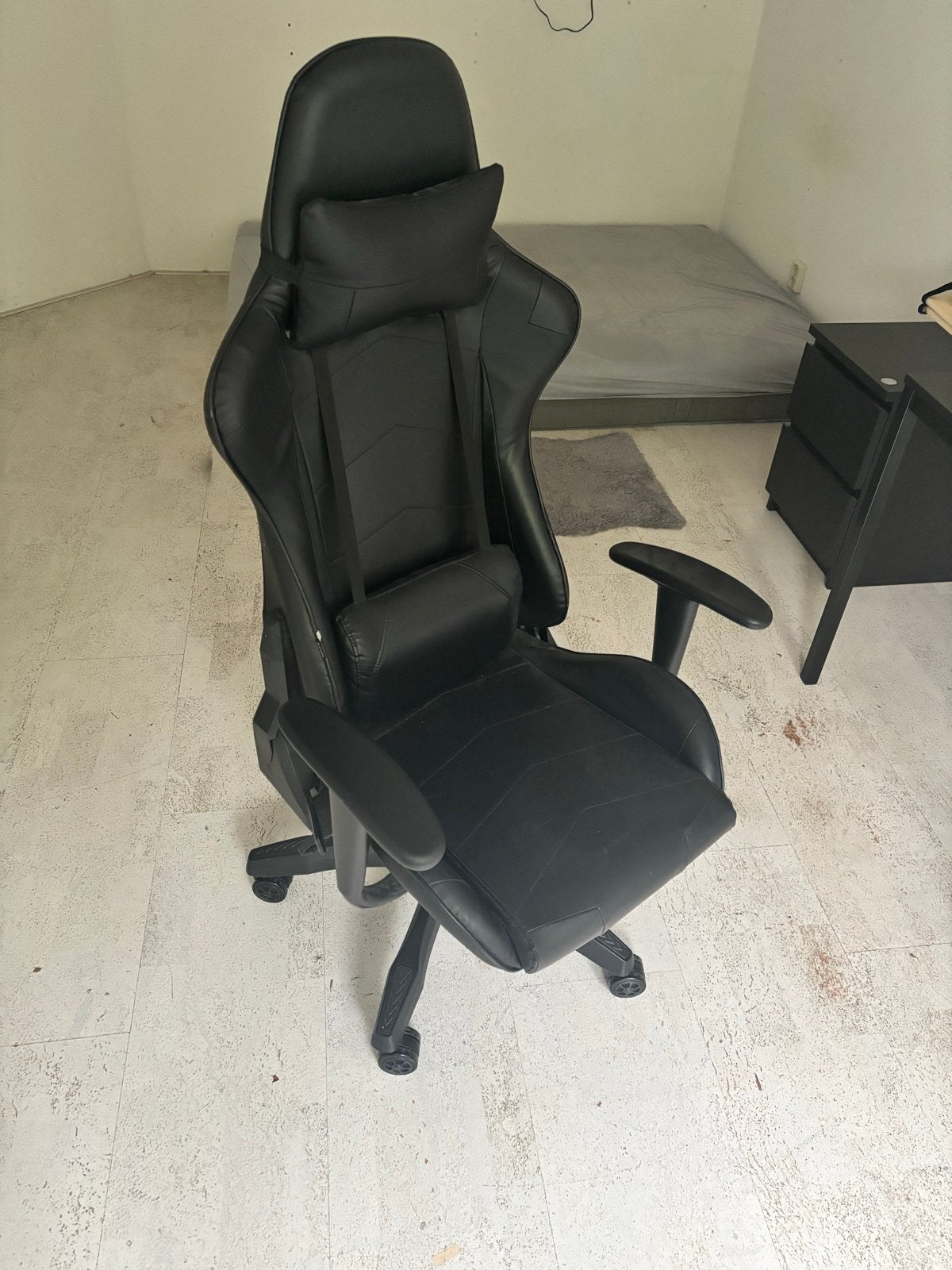 Zwarte Gaming Stoel - Comfortabel en Ergonomisch, Ophalen, Gebruikt, Zwart, Gaming bureaustoel