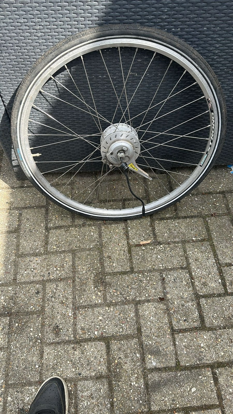 Voorwielmotor 9 pins gazelle, Ophalen of Verzenden, Zo goed als nieuw