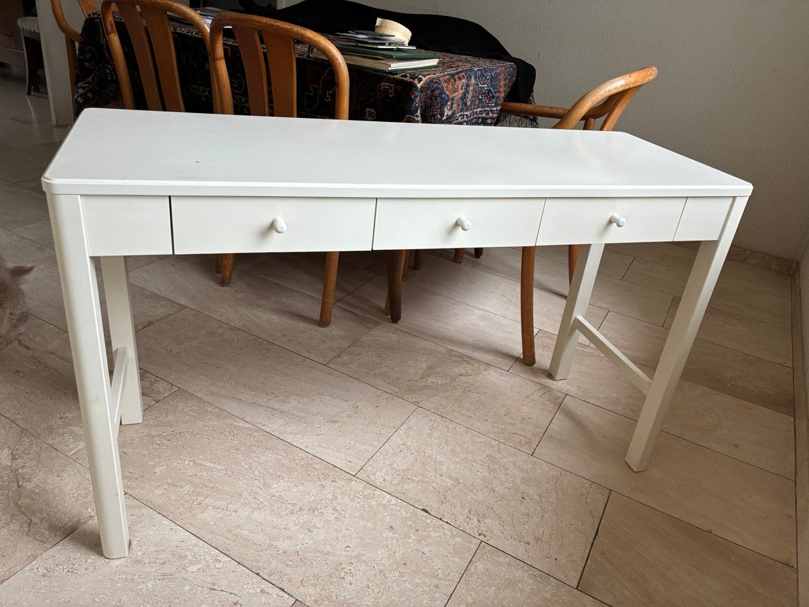 Witte sidetable met 3 lades, Huis en Inrichting, Ophalen, Gebruikt, 100 tot 150 cm, Overige houtsoorten