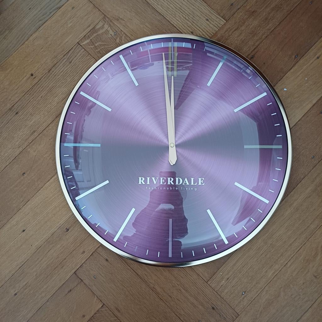 Riverdale Wandklok - Stijlvol en Modern Design, Ophalen, Zo goed als nieuw, Analoog, Wandklok