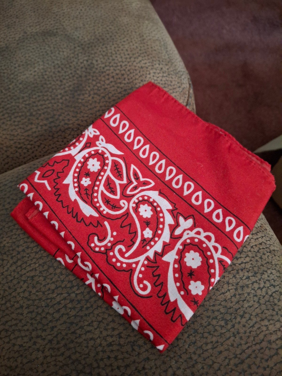 Rode Zakdoek met Paisley Patroon, Onbekend, Ophalen of Verzenden, Gedragen
