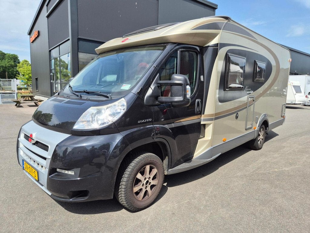 Buerstner Fiat NEXXO 660 Frans bed, Airco + luifel 2e eig., Caravans en Kamperen, Campers, Bedrijf, Half-integraal, Fiat, Omvormer