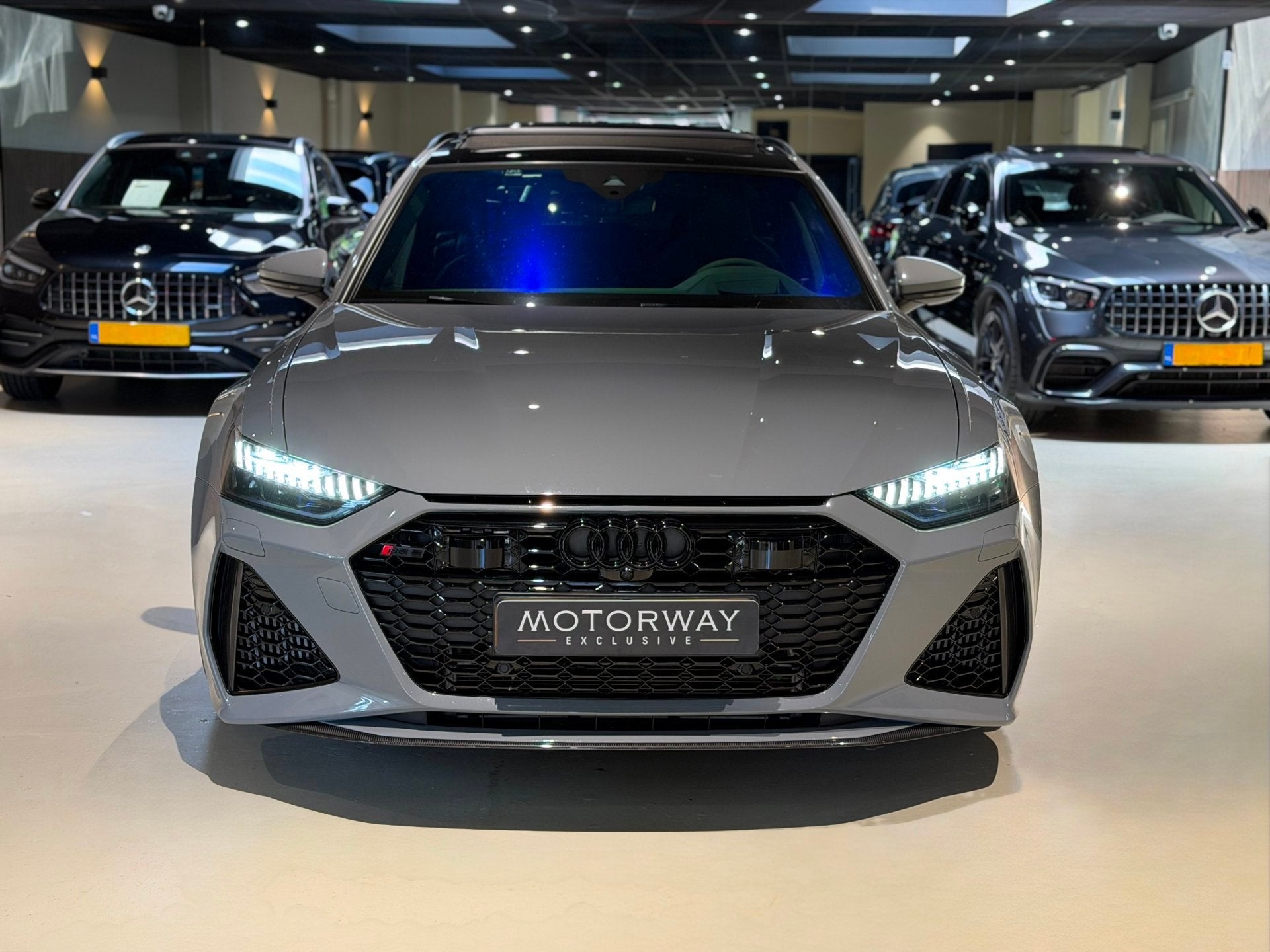 Audi RS6 Avant 4.0 TFSI quattro 600PK |Dyn+|Pano|Ceramic|360, Auto's, Automaat, Gebruikt, RS6, Leder