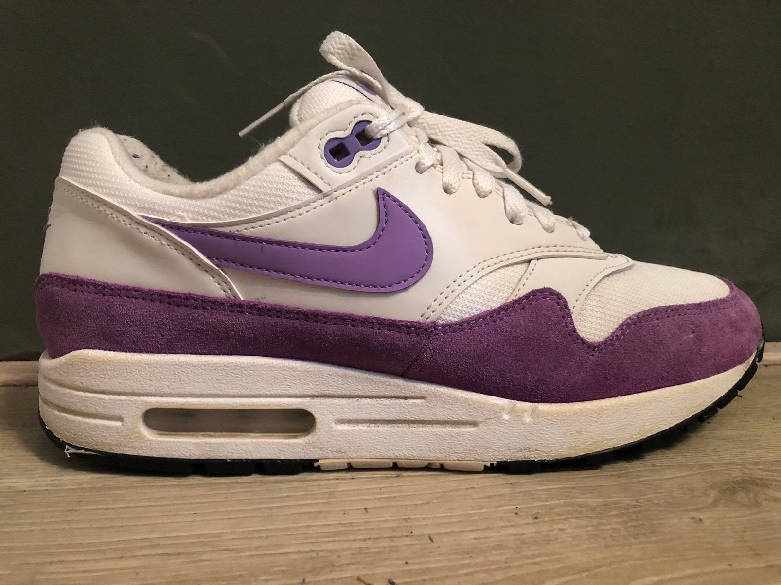 Nike air max1 violet maat 41, Ophalen of Verzenden, Zo goed als nieuw, Sneakers of Gympen