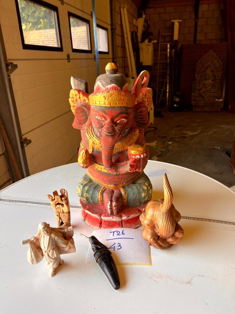 Balinese Ganesha met Indonesische spirituele objecten, Ophalen of Verzenden, Zo goed als nieuw, Beeld(je), Hindoeïsme