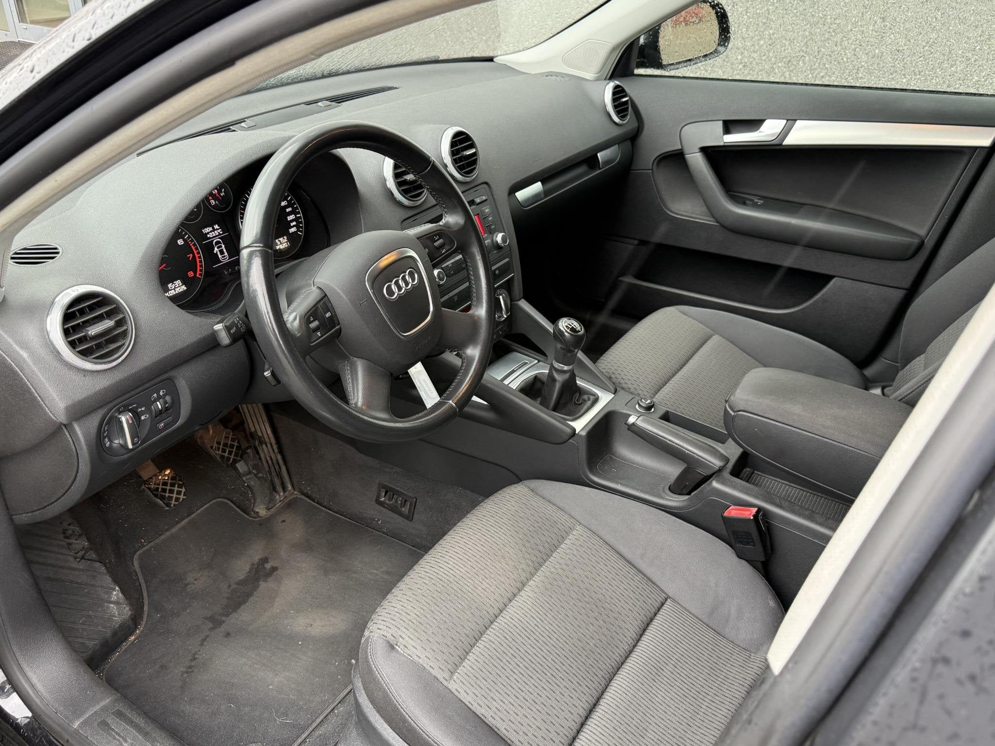 Audi A3 Sportback 1.4 TFSI Attraction Cruise|PDC|Airco|Stoel, Auto's, Voorwielaandrijving, Gebruikt, 4 cilinders, Zwart