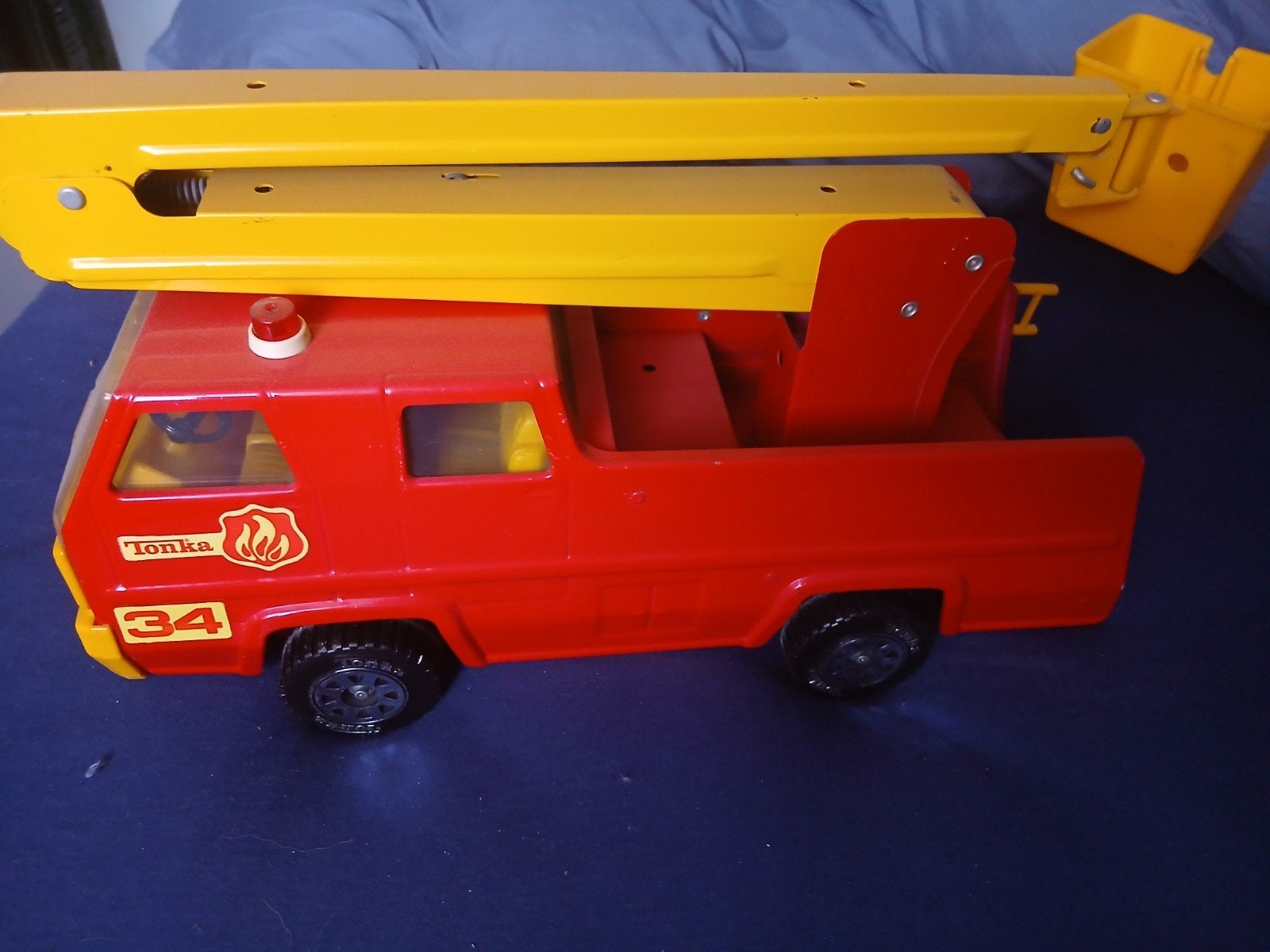Vintage Tonka Brandweerwagen met Werkende Ladder, Kinderen en Baby's, Speelgoed | Speelgoedvoertuigen, Ophalen of Verzenden, Zo goed als nieuw