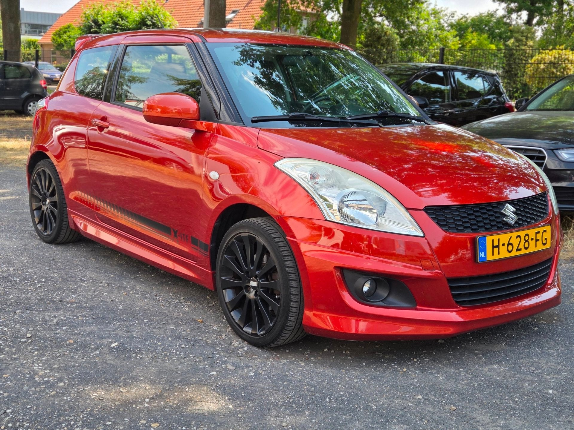 Suzuki Swift 1.2 Exclusive EASSS, Auto's, Suzuki, Voorwielaandrijving, Stoelverwarming, Gebruikt, 400 kg