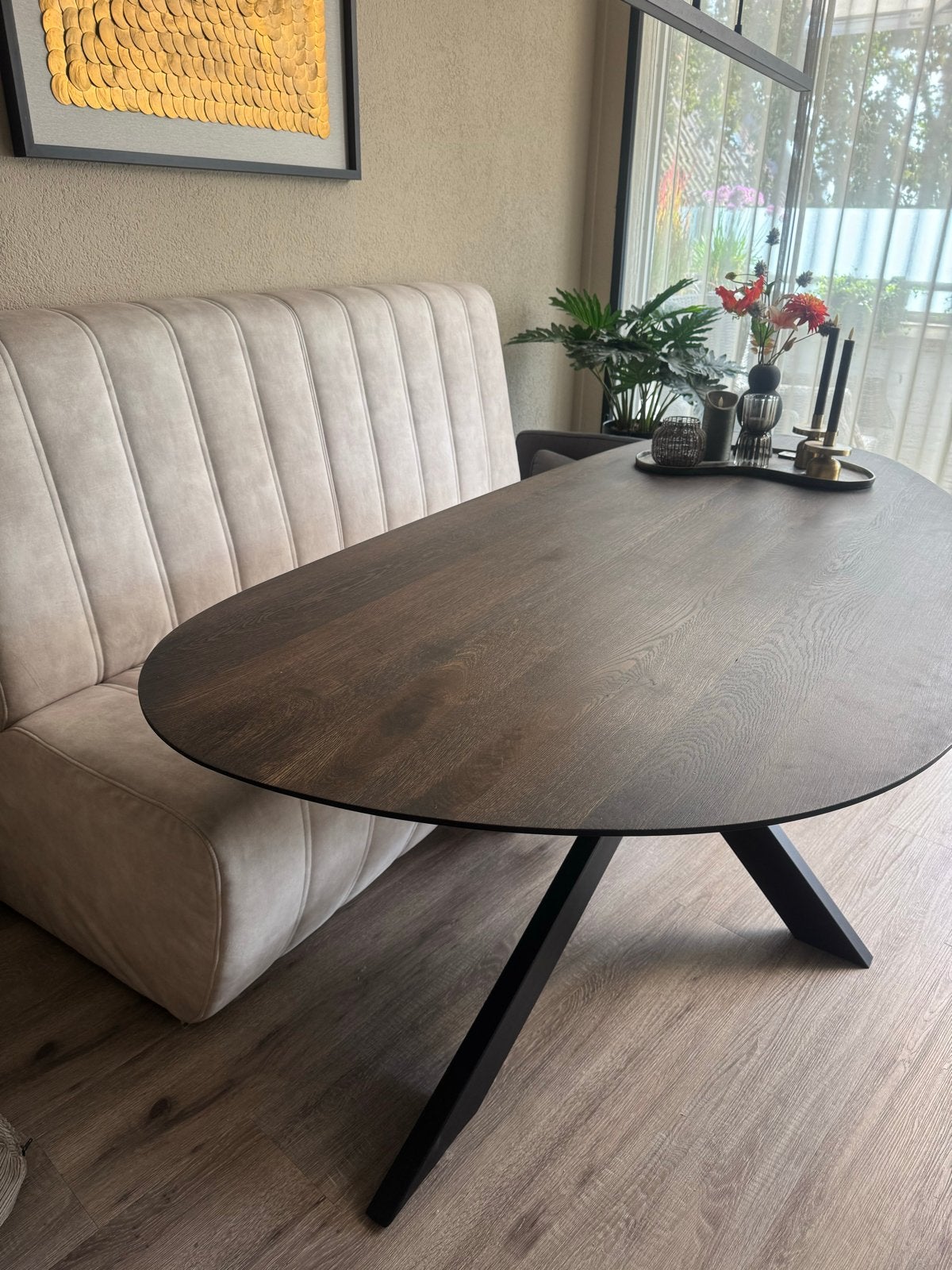 Stijlvolle ovale eettafel met metalen onderstel, Ophalen, 100 tot 150 cm, Eikenhout, Zo goed als nieuw