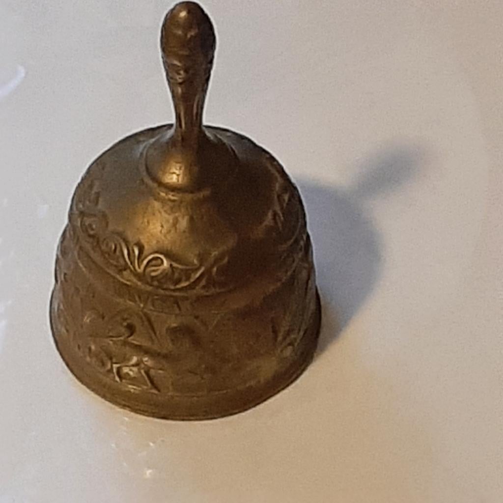 🔔Brocante gegoten bronzen tafelbel - 4 Evangalisten🏷️€20,-, Antiek en Kunst, Antiek | Koper en Brons, Ophalen of Verzenden, Brons