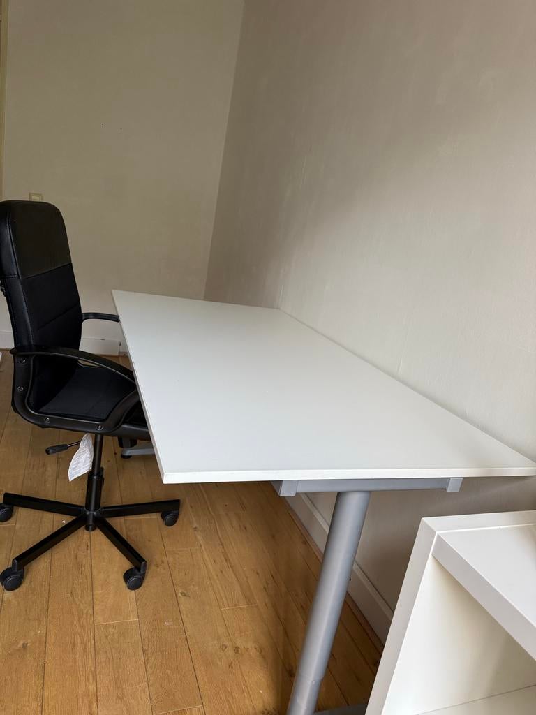 IKEA Bureau met ladeblok en bureaustoel, Ophalen, Gebruikt, Met lades, Spaanplaat of MDF