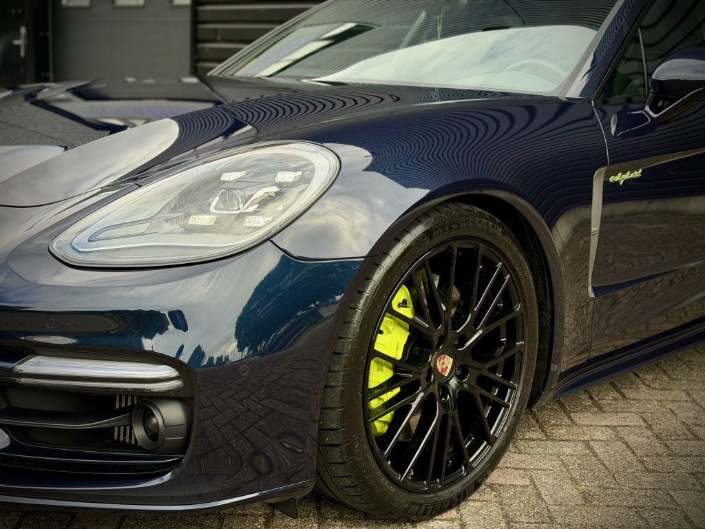 Porsche Panamera Sport Turismo 2.9 4 E-Hybrid PLATIN|PANO|CH, Gebruikt, Euro 6, 462 pk, Blauw