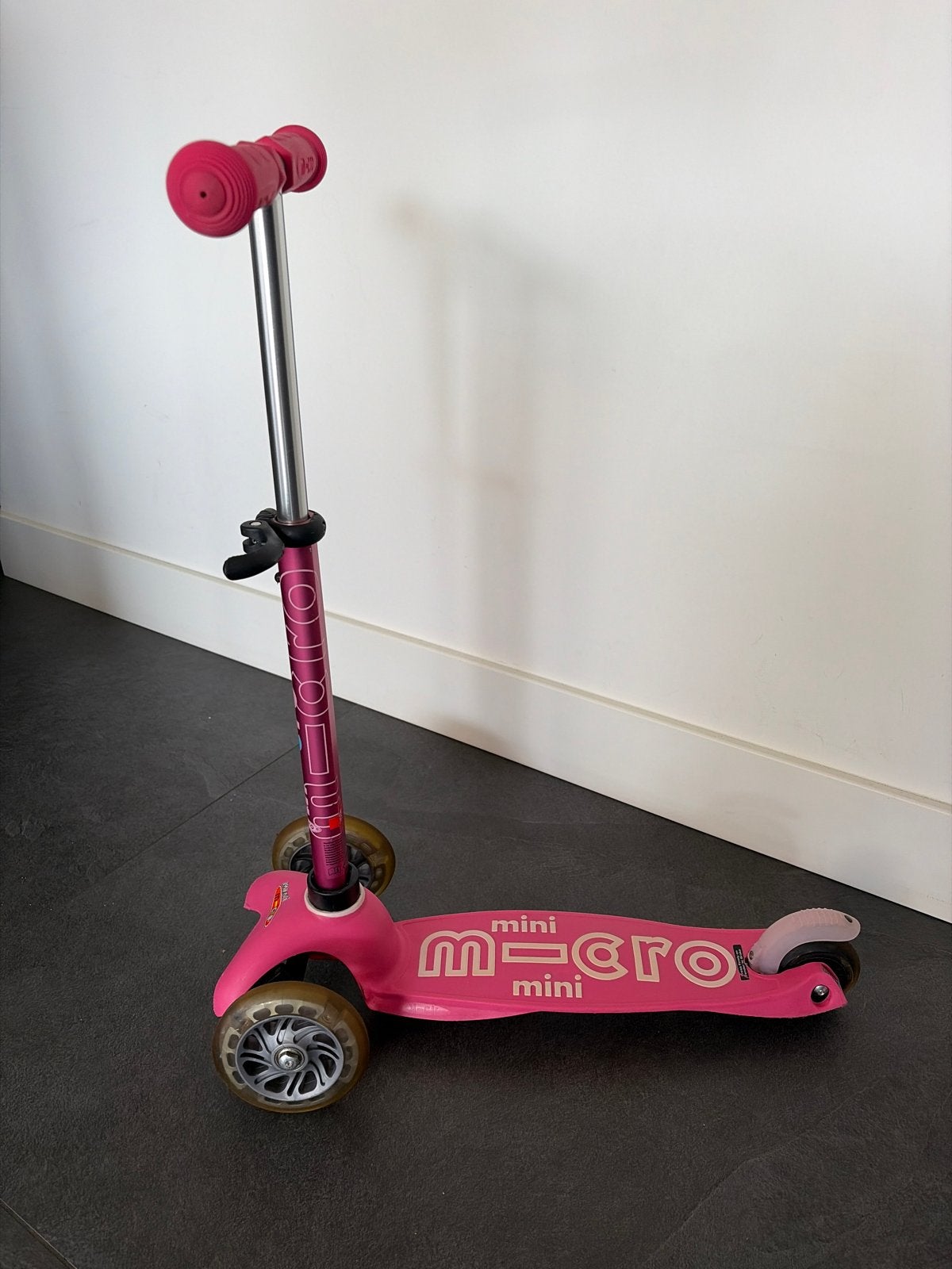 Roze Mini Micro step voor kinderen, Fietsen en Brommers, Steps, Gebruikt, Gewone step, Ophalen