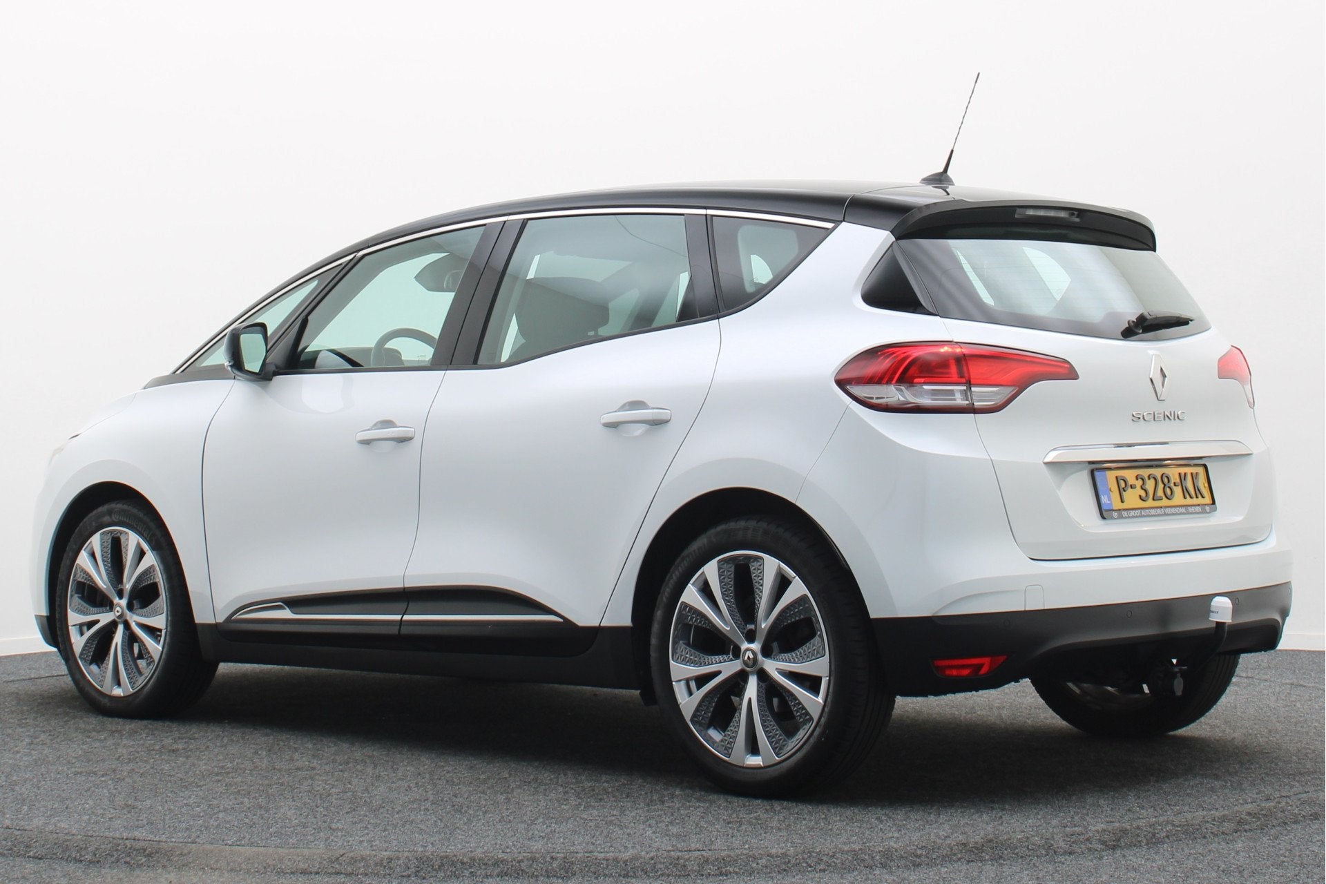 Renault Scénic 1.2 TCe Intens Leder/Stof, Climate, Cruise,, Auto's, Voorwielaandrijving, Gebruikt, 4 cilinders, 1850 kg