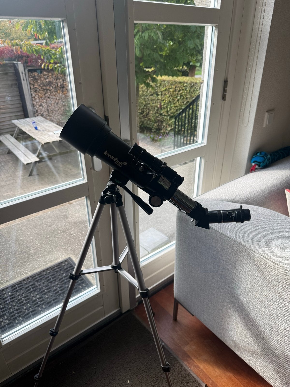 Levenhuk Zoom&Joy 70400 Telescoop met Statief en Tas, Ophalen, Lenzentelescoop (refractor), Met statief, Zo goed als nieuw