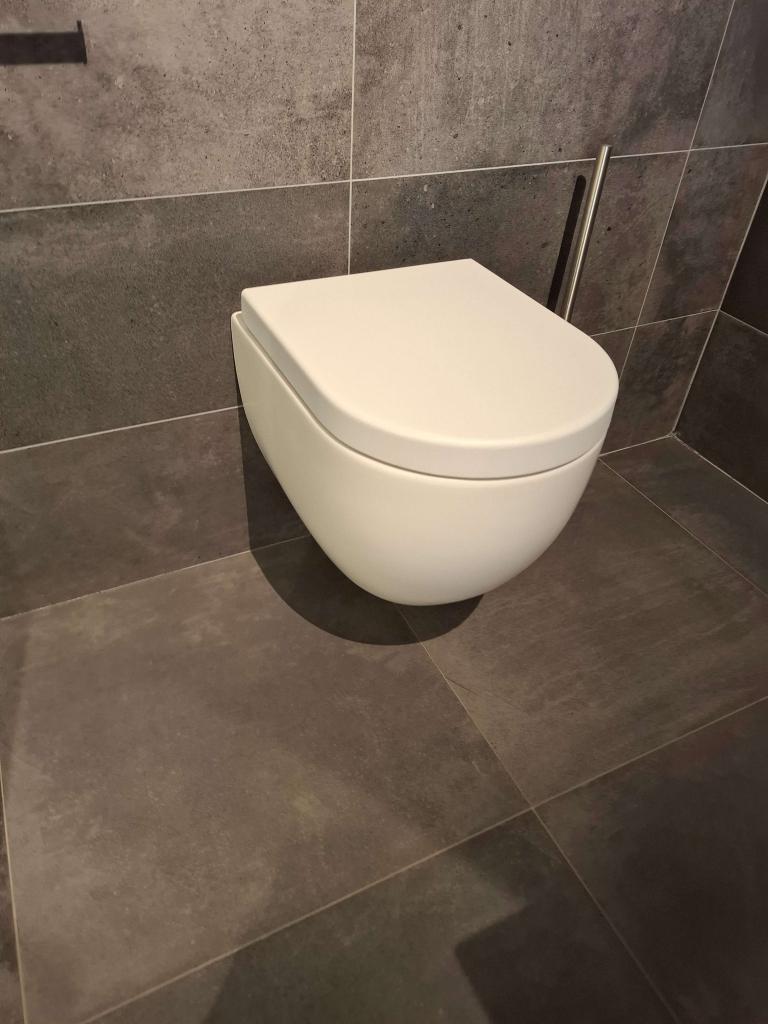 Mat wit toiletpot, Doe-het-zelf en Verbouw, Sanitair, Nieuw, Toilet, Ophalen