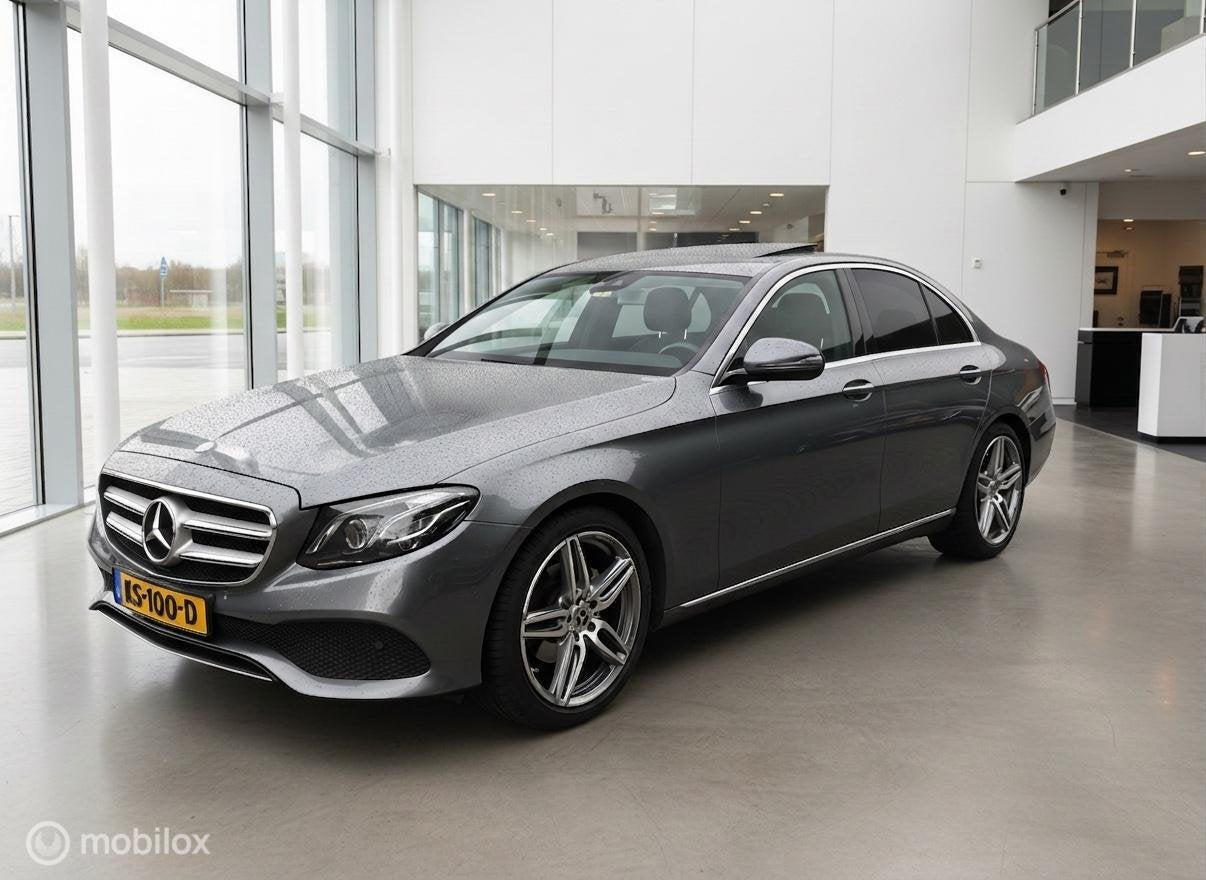 Mercedes E-klasse 200 Prestige Camera|Schuifdak|Trekhaak, Automaat, Gebruikt, Euro 6, 4 cilinders