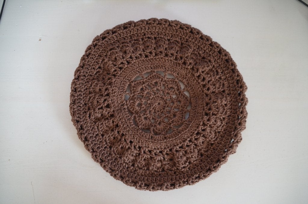 Bruine baret | Zelfgehaakt, Nieuw, Pet, Handgemaakt, One size fits all