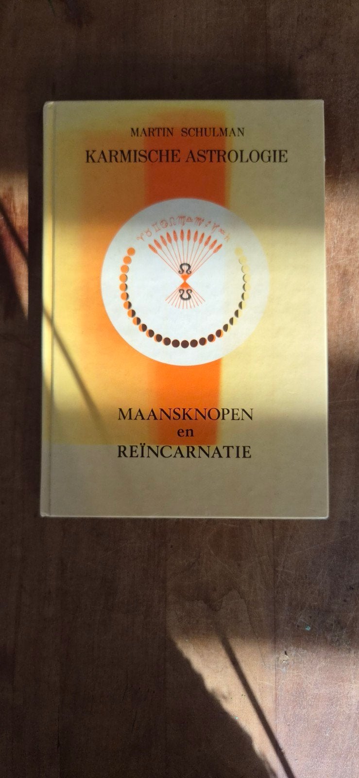Karmische Astrologie: Maansknopen en Reïncarnatie, Boeken, Gelezen, Achtergrond en Informatie, Astrologie, Ophalen of Verzenden