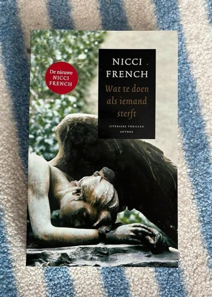 Nicci French - Wat te doen als iemand sterft, Gelezen, Nicci French, Ophalen of Verzenden, Nederland