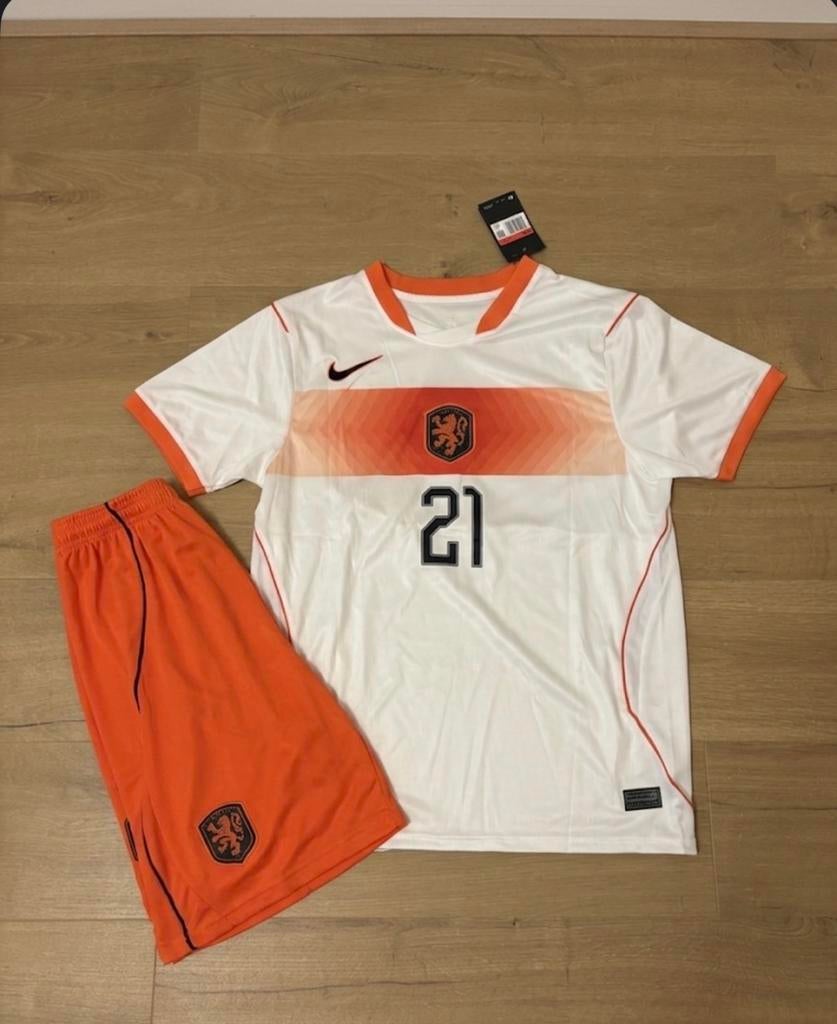 Nederlands Elftal WK Voetbal Setjes - Nieuw met prijskaartje, Kleding | Heren, Sportkleding, Nieuw, Ophalen of Verzenden, Voetbal