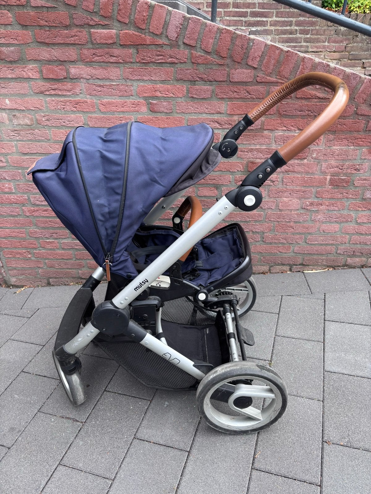 Mutsy Igo Combiwagen met Reiswieg en Accessoires, Ophalen, Gebruikt, Combiwagen, Mutsy