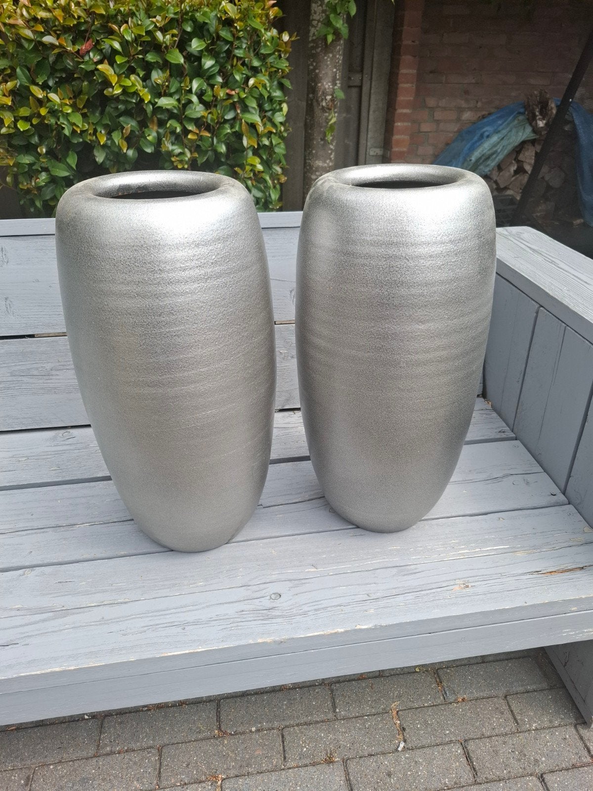 2 grote bloempotten, Ophalen, Zo goed als nieuw