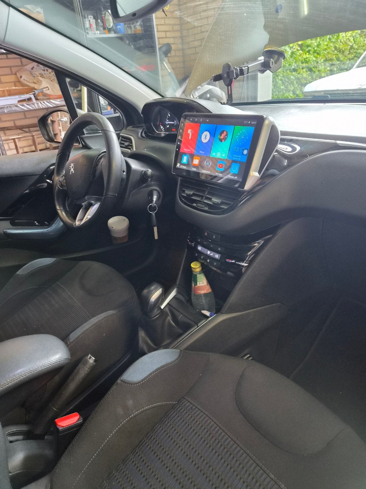 Foto 9 van Peugeot 208 1.4 VTI 70KW/95PK 5-D 2012 Grijs