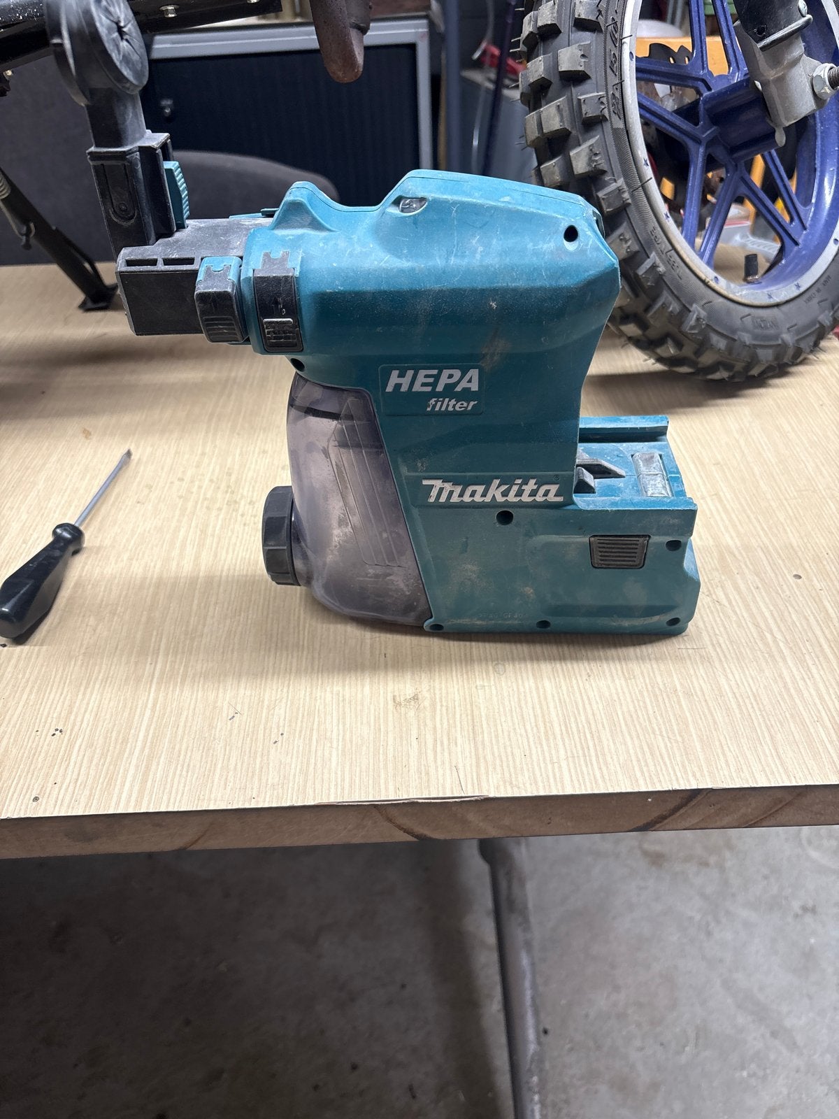 Makita HEPA filter stofzuiger - Gebruikt, Gebruikt, T, Ophalen of Verzenden, Industriële stofzuiger