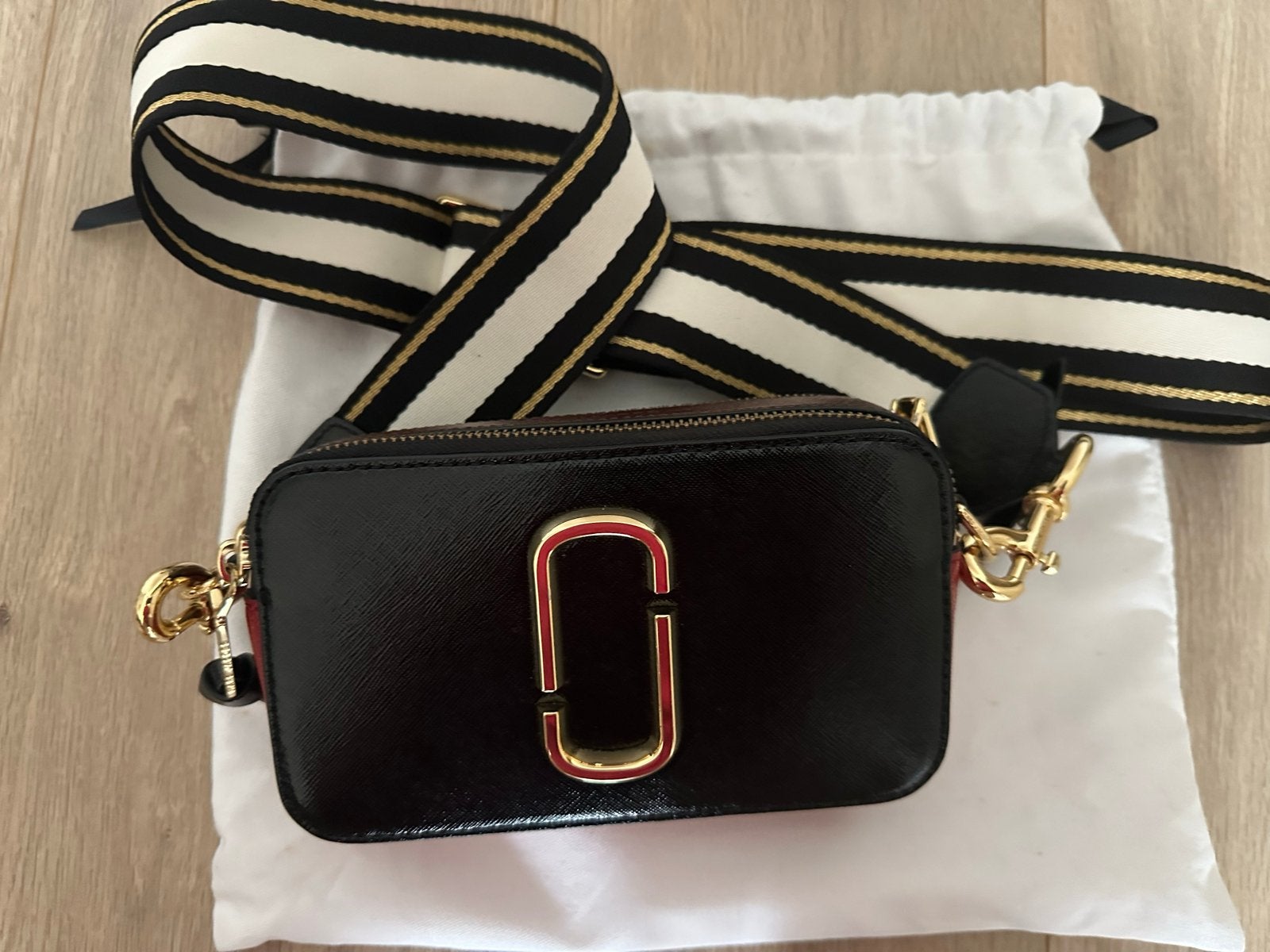 Marc Jacobs Snapshot Crossbody, Ophalen of Verzenden, Zo goed als nieuw, Zwart, Schoudertasje