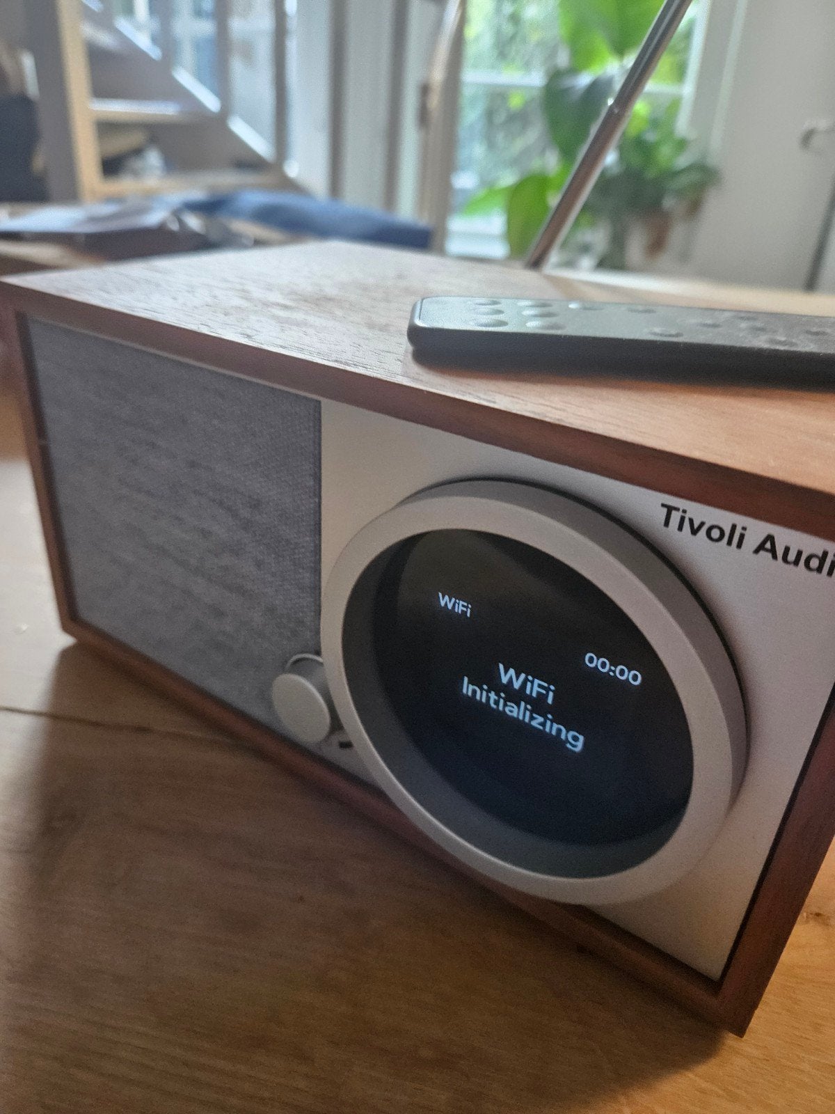 Tivoli Audio Model One Digital – Compleet in originele doos, Ophalen of Verzenden, Zo goed als nieuw, Radio