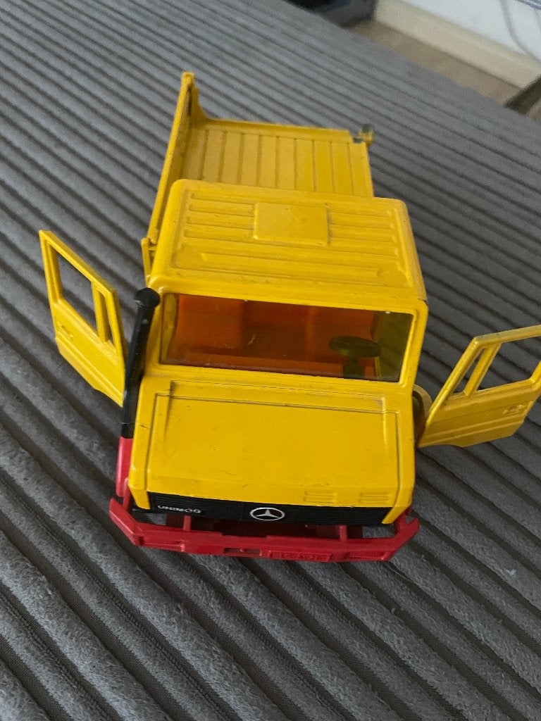 Unimog mercedes vintage 2 stuks, Ophalen of Verzenden, Gebruikt, Auto, Overige merken