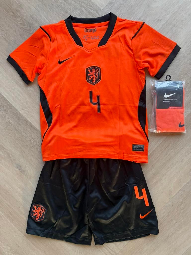 Nieuw Nederlands elftal WK tenue Virgil van Dijk 2026, Maat XS of kleiner, Ophalen of Verzenden, Zo goed als nieuw, Set