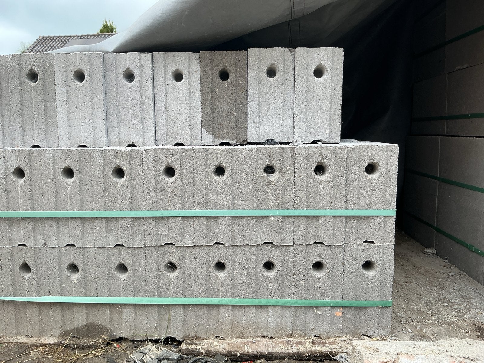 Bia blokken lijm 100mm massief - ruim 200 stuks, Doe-het-zelf en Verbouw, Metselstenen, Ophalen, Gebruikt, Beton
