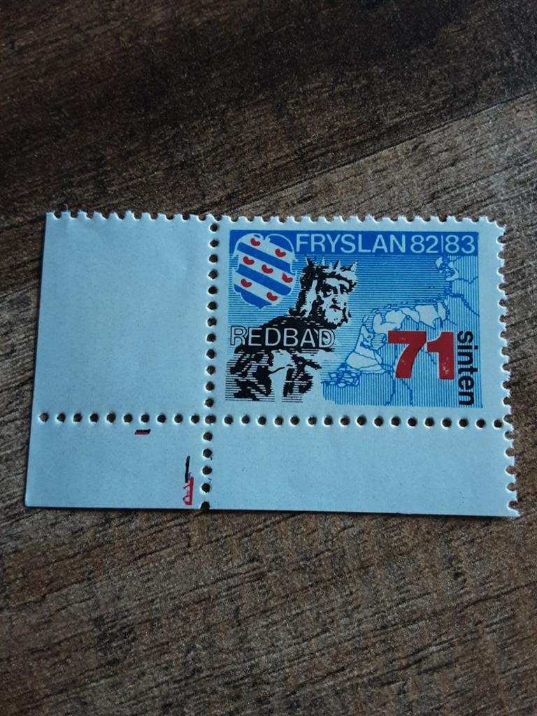 Streekpost Fryslan Redbad.  71 sinten  ( pf), Postzegels en Munten, Ophalen of Verzenden