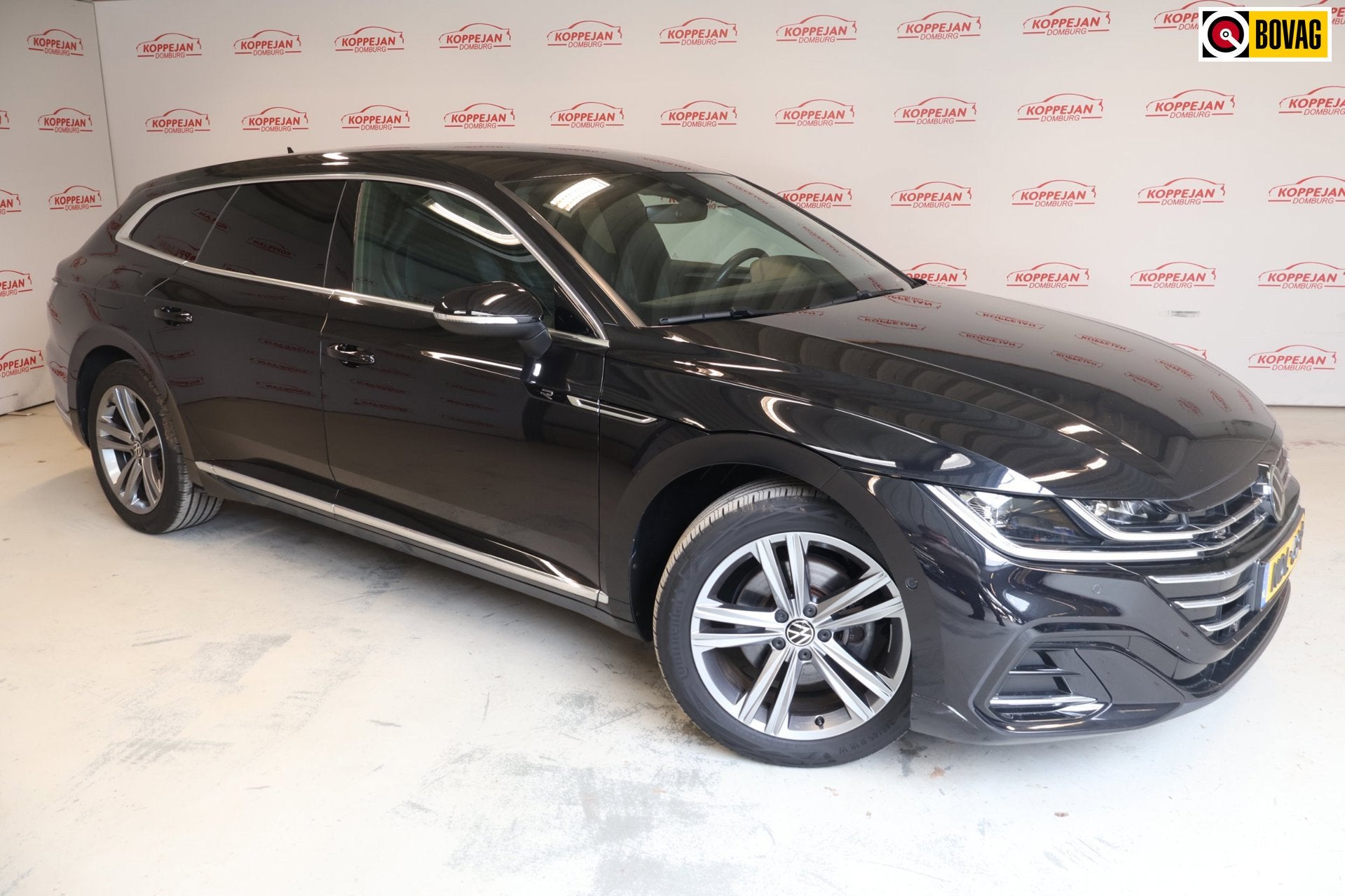 Volkswagen Arteon Shooting Brake 1.4 TSI eHybrid R-Line Busi, Auto's, Dealer onderhouden, Arteon, Gebruikt, 1714 kg