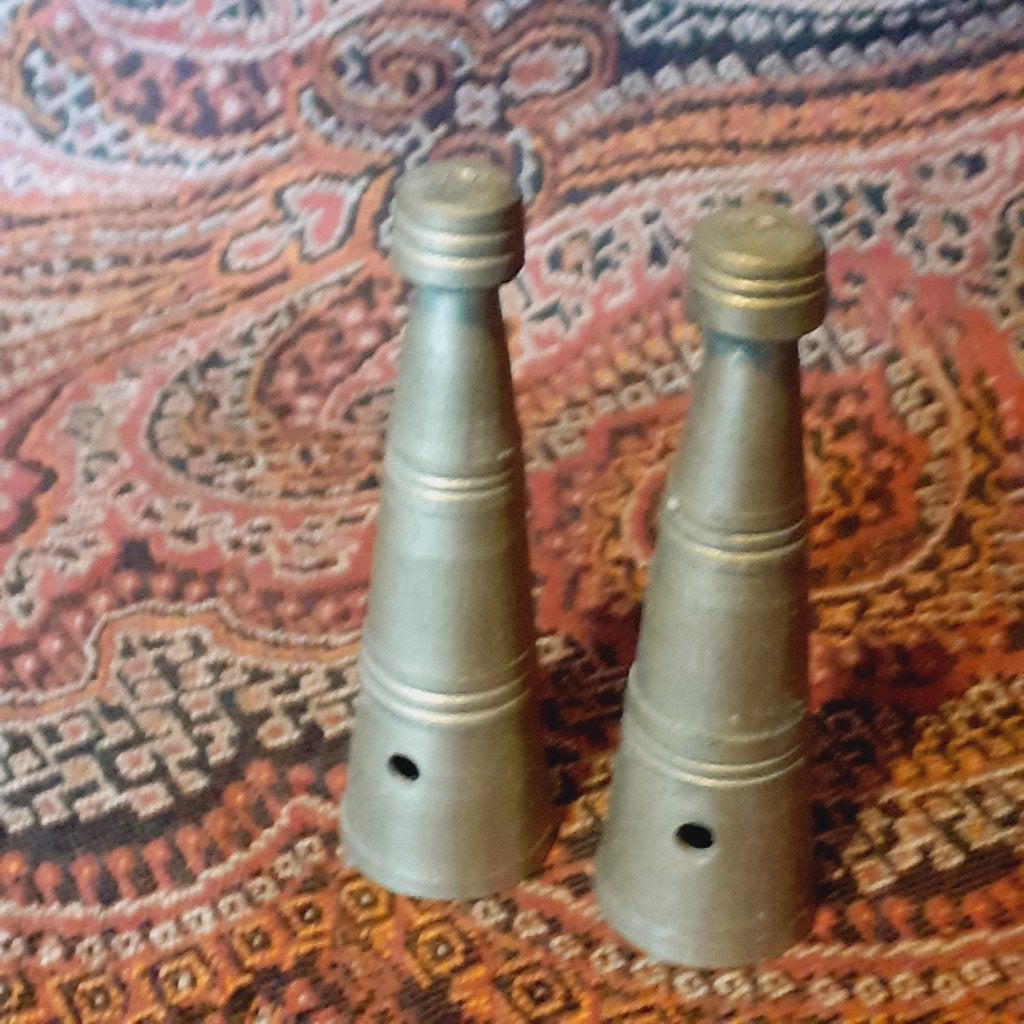 Twee messing versieringen zadel kameel uit India, Ophalen of Verzenden