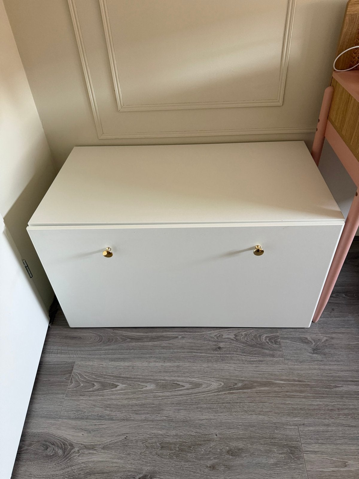 Witte speelgoedkist van ikea met gouden knoppen, Ophalen of Verzenden, Zo goed als nieuw