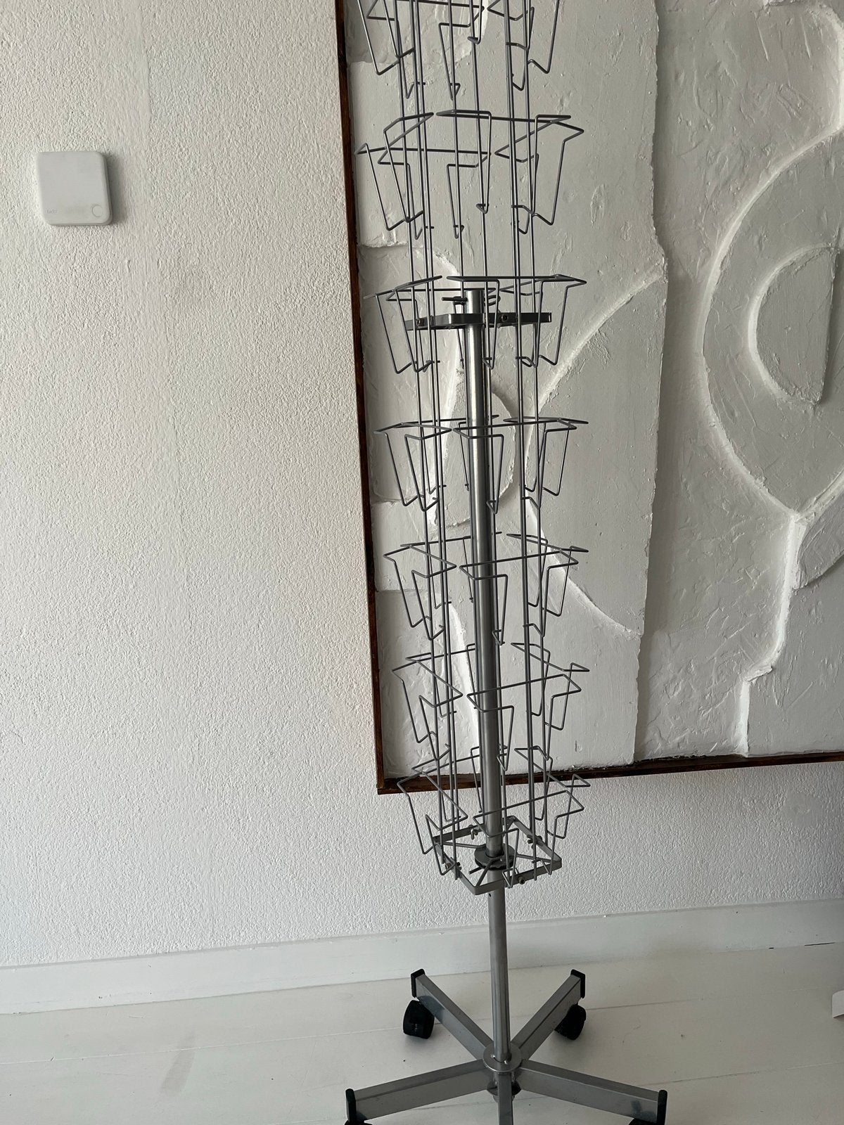 Groot draaibaar kaartenrek / fotorek op wielen, Huis en Inrichting, Ophalen