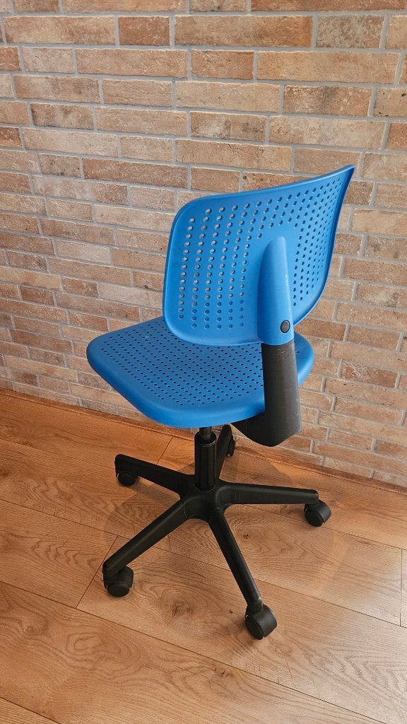 Foto 2 van Bureaustoel kind blauw