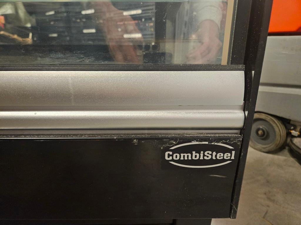 CombiSteel Koelvitrine - Stekkerklaar, Ophalen, Koelen en Vriezen